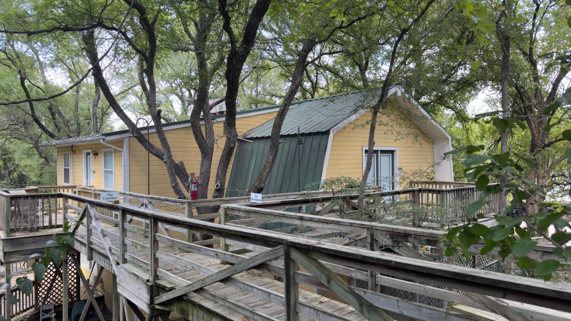 Bed And Breakfast On White Rock Creek Waco Esterno foto