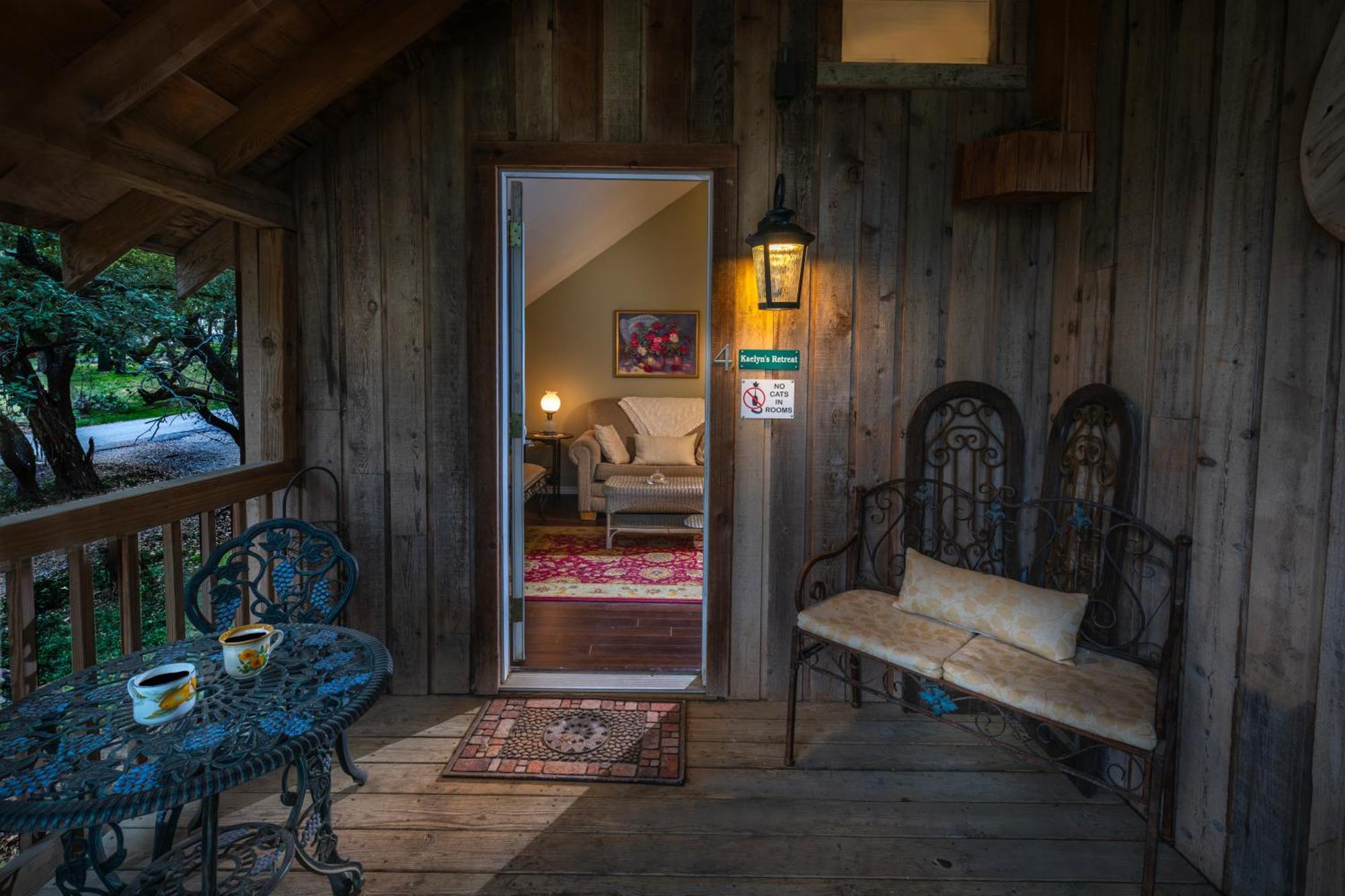 Bed And Breakfast On White Rock Creek Waco Esterno foto