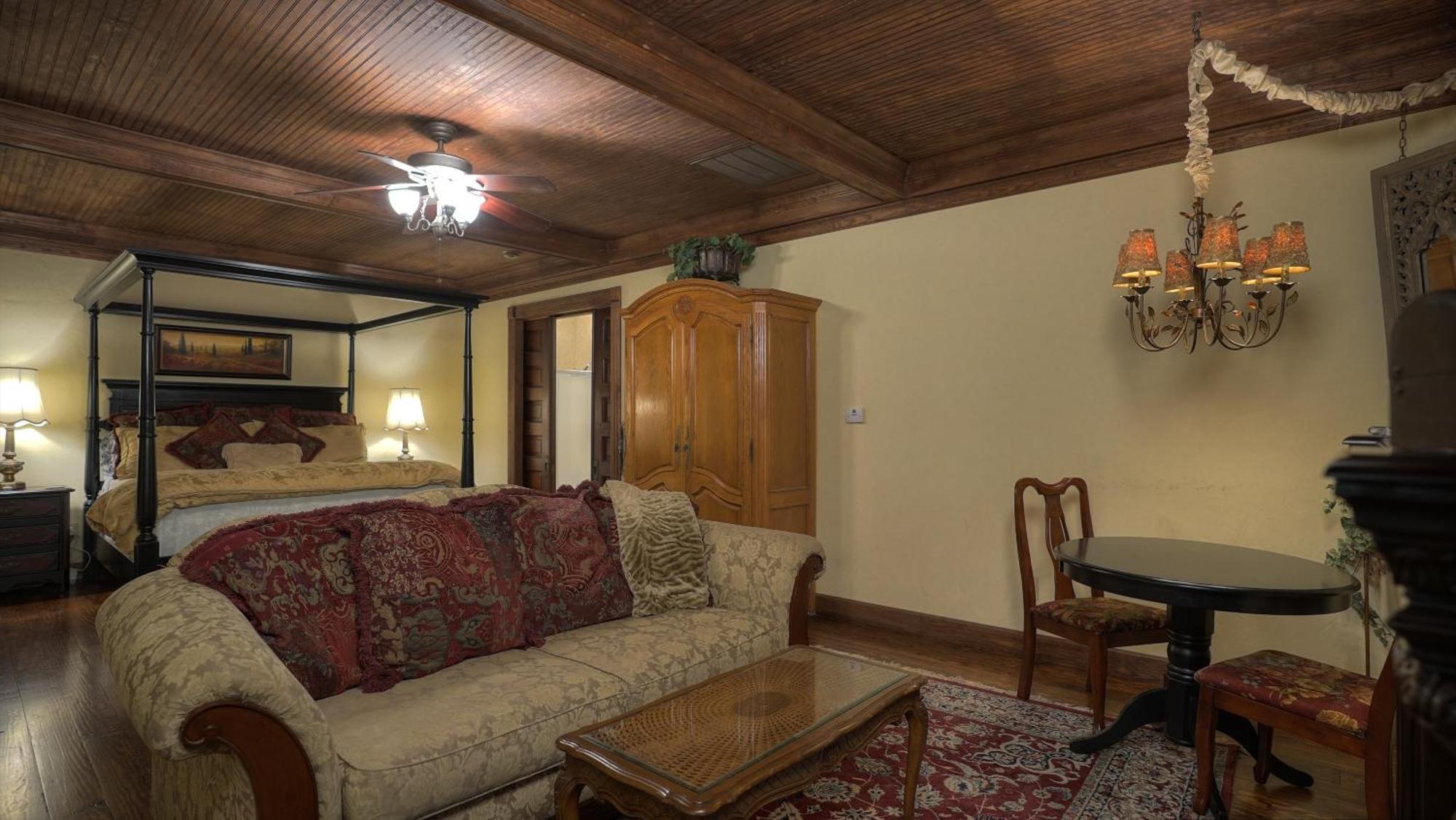 Bed And Breakfast On White Rock Creek Waco Esterno foto