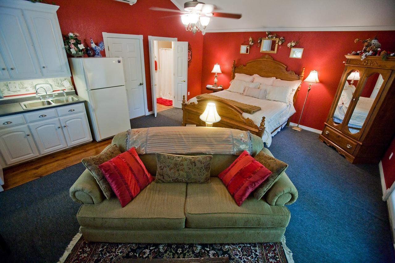Bed And Breakfast On White Rock Creek Waco Esterno foto
