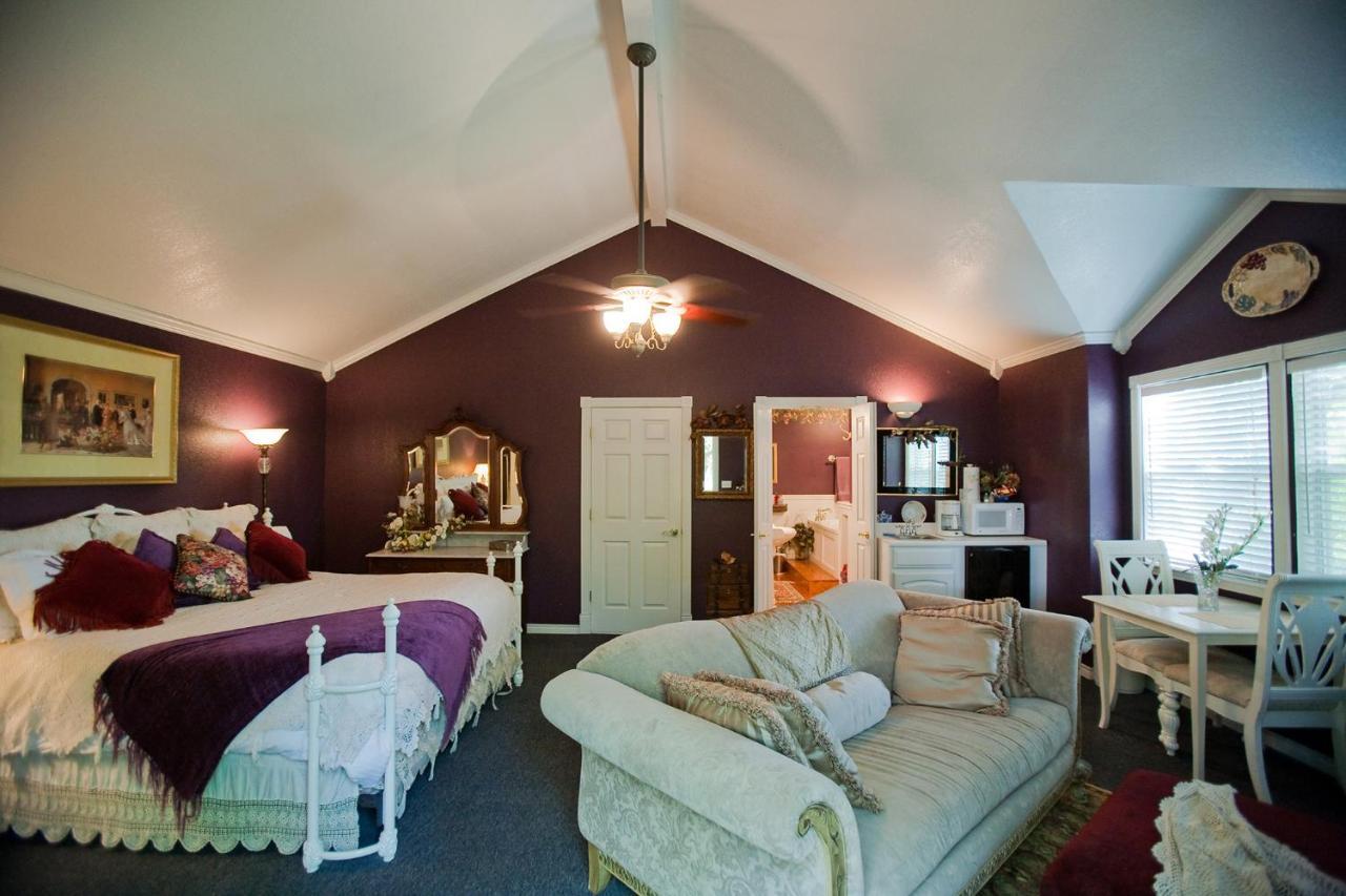 Bed And Breakfast On White Rock Creek Waco Esterno foto